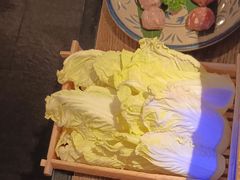 -尚尚仙·酸汤猪手·猪肚鸡火锅(华联万柳购物中心店)