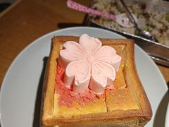 -蜜桃餐厅·伴山(海岸城店)
