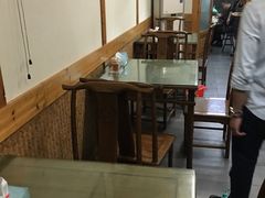 -街头顶黄记馄饨王(中山中路店)