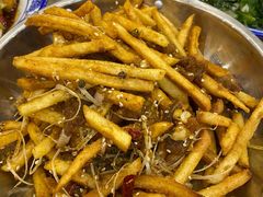 -江城燕子大排档(江汉路步行街店)