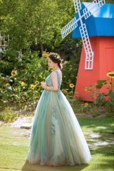 -施华洛婚纱摄影会所(范阳中路店)