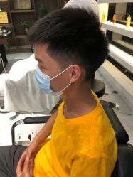 点击看大图 -首脑美发沙龙