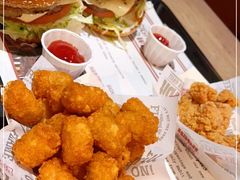 -The Habit Burger Grill 哈比特汉堡(复兴soho店)