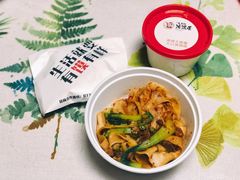 牛肉油泼面-吴满满油泼面(北方风味园店)