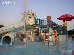 -热带风暴水上乐园(新镇路)