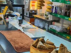 -都谷包子(天一广场店)