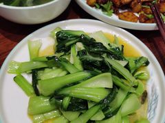 炒青菜-犇逸·乐山跷脚牛肉·四川现炒(览海店)