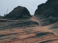 -波浪谷