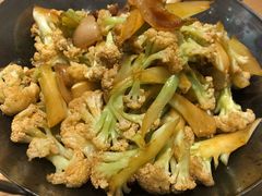 -深巷家味馆.湖北头牌红烧鱼头拌饭(黄陂店)