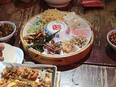 -怪噜范·老贵阳街头名小吃(鸿通城店)