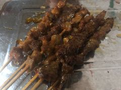 半肥瘦牛肉-舌尖上的石棉何雨露烧烤