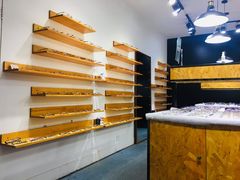 -罗伯特眼镜·蔡司官方授权(罗湖国贸店)