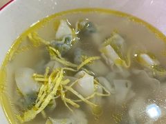 -小杨生煎(金山百联购物中心3楼店)