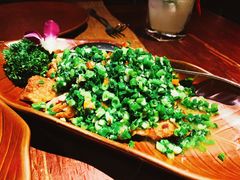 大理风味葱椒鸡-花马天堂云南餐厅 Lost Heaven(外滩店)