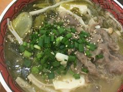 酸菜肥牛-神牛饭(凯德来福士店)