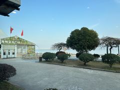 -鹰龙海畔度假酒店(咸祥店)
