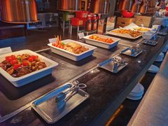 自助取餐区-惠州皇冠假日酒店·西餐厅·自助餐厅