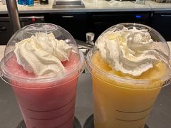 覆盆子草莓星冰乐-星巴克(杭州市民中心店)