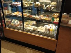 面包甜点陈列柜-星巴克(北京建威大厦店)