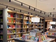 -魔方城市书房(中街益田店)
