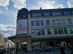 -乐蓬马歇百货公司(Rive Gauche)