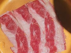-牛YO寿喜烧·铁板烧和牛火锅自助(市府恒隆店)
