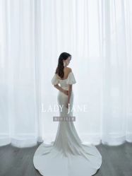 -Lady  Jane高端婚纱礼服馆