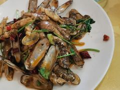 -鑫渔港海鲜本地菜·山海关浑锅(东戴河店)