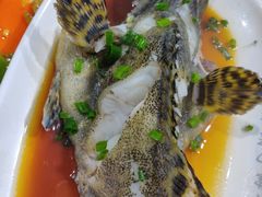 -四川小胡子海鲜(丁村万人海鲜广场店)