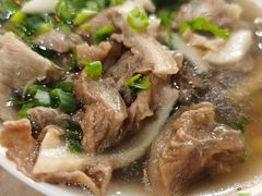 -乐山食古香跷脚牛肉