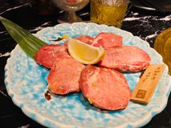-山川小町·极番烧肉(新地假日广场店)