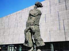 -侵华日军南京大屠杀遇难同胞纪念馆-停车场
