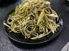 凉拌豆腐丝-新乡杨记红焖羊肉火锅(天坛南门店)