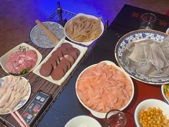 -重庆三峡火锅城(梅林店)