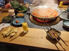 -湊湊火锅·茶憩(郑州绿地新都会店)