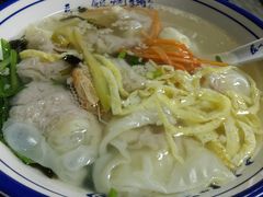 鲜肉馄饨-长人馄饨铺(解放街店)