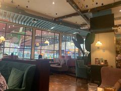 -芭莉与彩虹西餐厅(成都合生汇店)