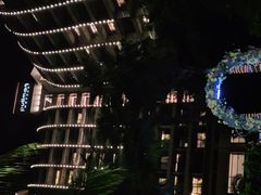 -三亚湾海居铂尔曼度假酒店