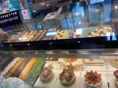 -Dough&Joe团憩(瑞虹天地月亮湾店)