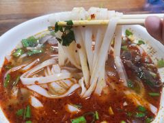 -遵义虾子张六羊肉粉(普陀路店)