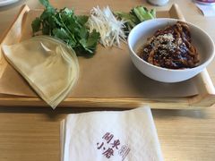 -关东小磨东北菜(上海长风大悦城店)