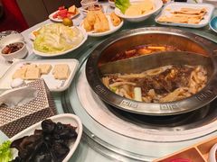 -天宜隆蘑菇宴火锅(石景山旗舰店)