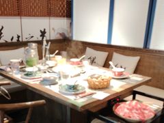 -尚尚仙·酸汤猪手·猪肚鸡火锅(华联万柳购物中心店)