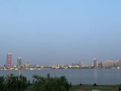 -秋水广场