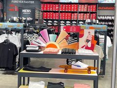 -王府井奥莱临潼小镇(临潼店)