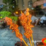 露天街边吃烤串才是厦门，白天肉铺晚上烤串