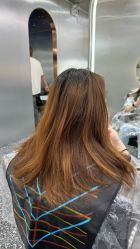 -Tloml salon