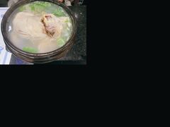 补身参鸡汤-青松馆韩国料理(香港中路佳世客店)