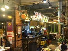 大堂-钢管厂歆瑞源油卤串串香(春熙路太古里店)