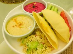 双味鹰嘴豆泥冷盘-荟星庭西餐厅(天府丽都喜来登饭店)